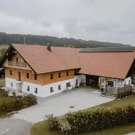 Holiday home Furtlhof Mit Privatbadeplatz