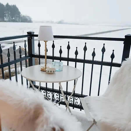 Furtlhof Mit Privatbadeplatz Holiday home Strasswalchen