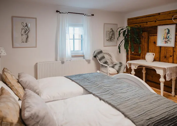 Historischer Bauernhof Mit Privatbadeplatz Am Irrsee Semesterbostad Strasswalchen